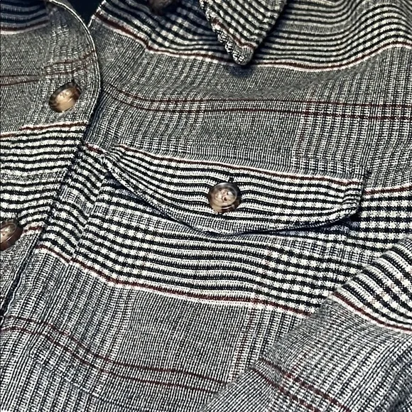 Madewell Plaid Shacket. Size XS - Picture 3 of 9